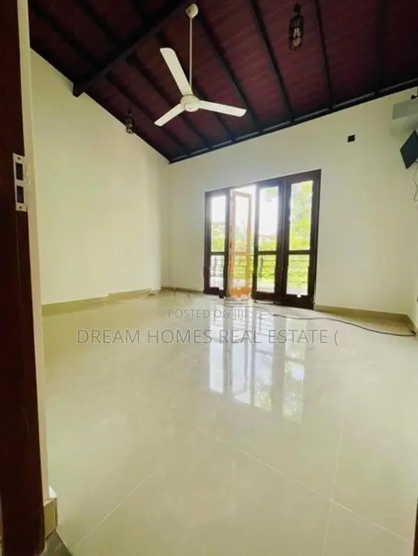 Brand New Luxury House For Sale IN Malabe