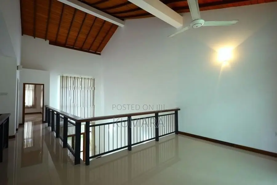 Spacious | House for sale in Battaramulla