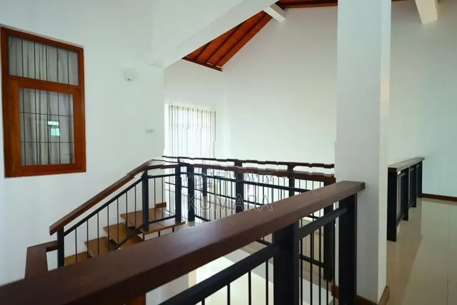 Spacious | House for sale in Battaramulla