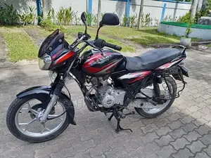 Bajaj Discover 125 2017