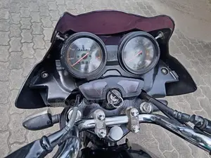 Bajaj Discover 125 2017