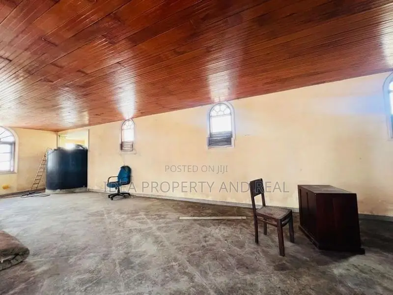 (SDC-646)VALUABLE COMMERCIAL 3RD FLOOR SPACE FOR RENT IN MT. LAVINIA