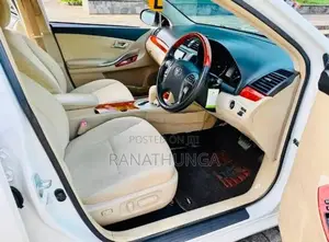 Toyota Premio 260 G Superior 2012