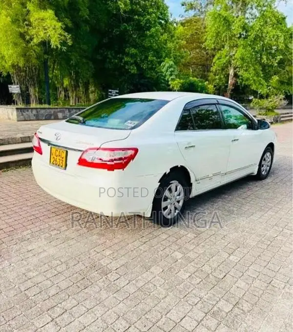 Toyota Premio 260 G Superior 2012