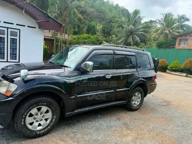 Mitsubishi Pajero 2007
