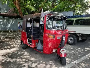 Bajaj RE 2006