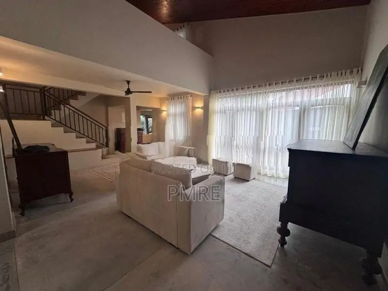 House For Sale in Baththaramulla