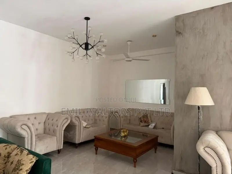 6-Bedroom Semi-Furnished House for Rent – Malabe (EM021PV)