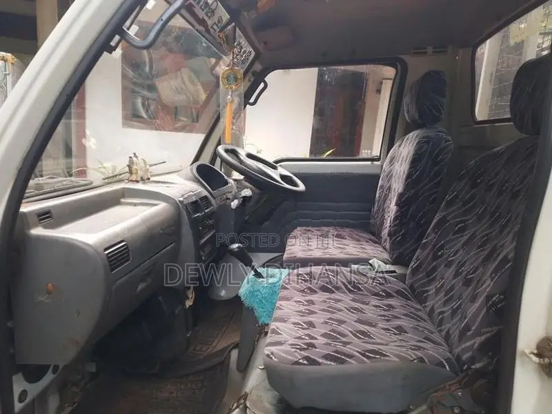 Foton Aumark 2013