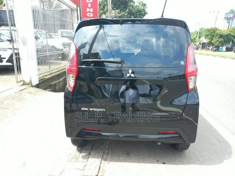 Mitsubishi eK Wagon Safety 2023