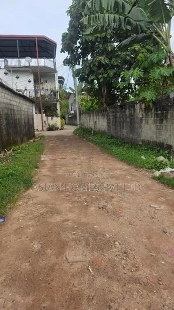 13.20 P 2 STORIED HOUSE FOR SALE IN ATHIDIYA