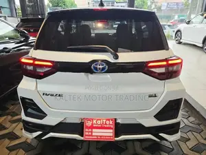 Toyota Raize BSM 4Way ApplePlay 2025
