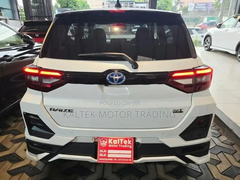 Toyota Raize BSM 4Way ApplePlay 2025