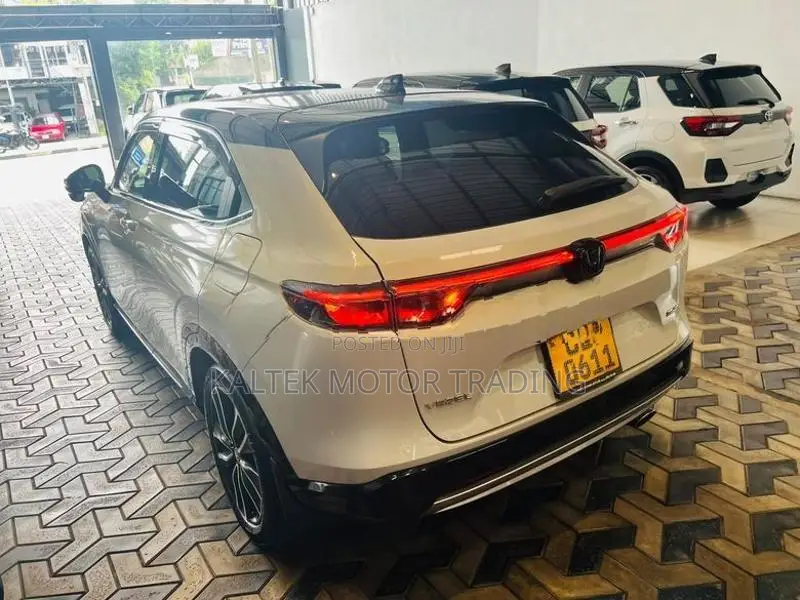 Honda Vezel Z Play Package 2023