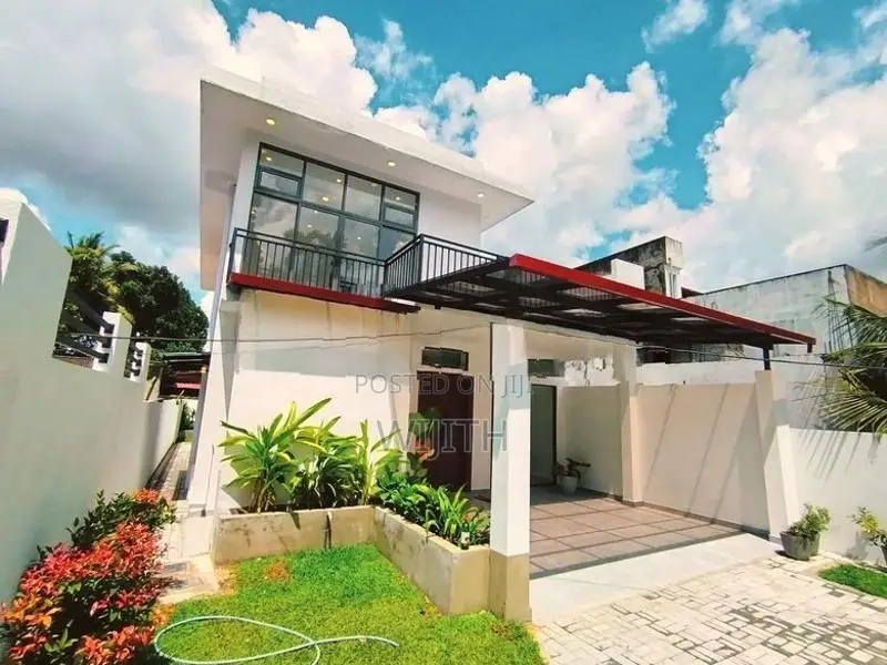 Brand New Three Storey House For Sale IN Kottawa Piliyandala Road