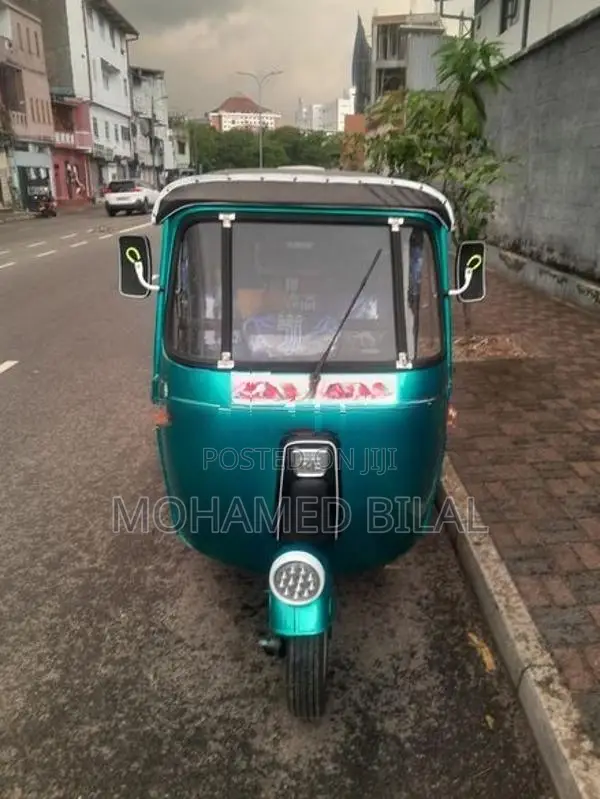 Bajaj RE 1996