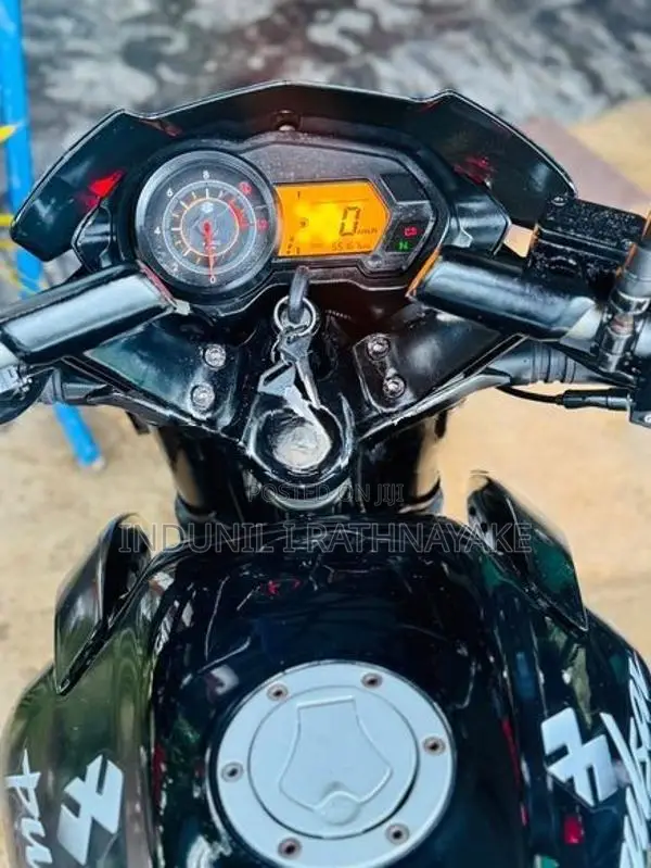 Bajaj Pulsar 135 2016