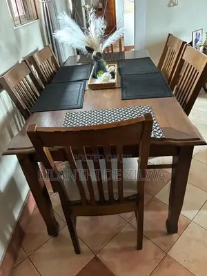 Damro Dining Table With 6 Chairs