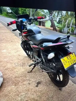 Bajaj Pulsar 150 2004