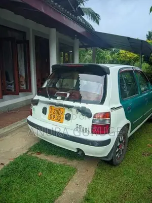 Nissan March 1995
