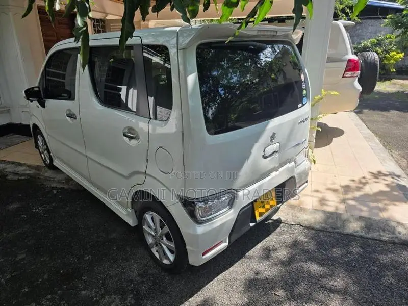 Suzuki Wagon R Stingray 2017