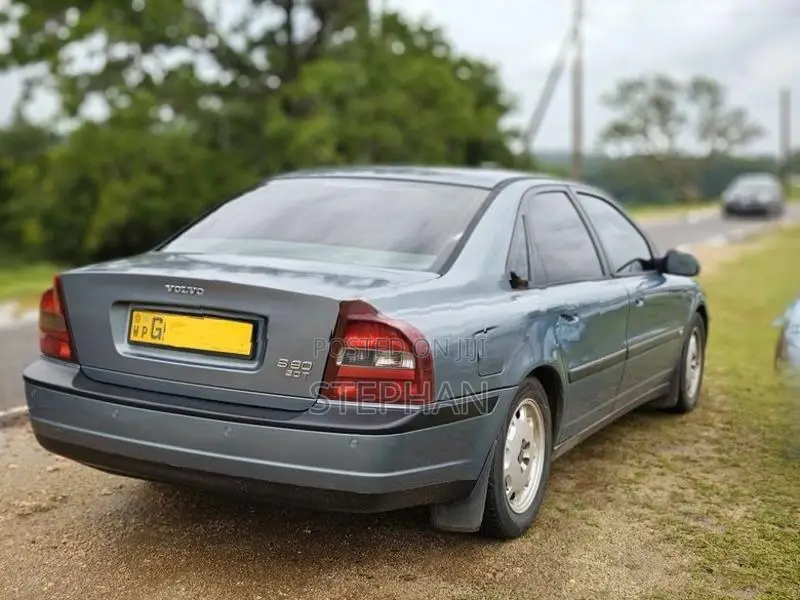 Volvo S80 2001