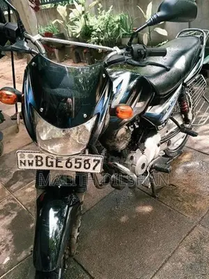 Bajaj CT100 2018
