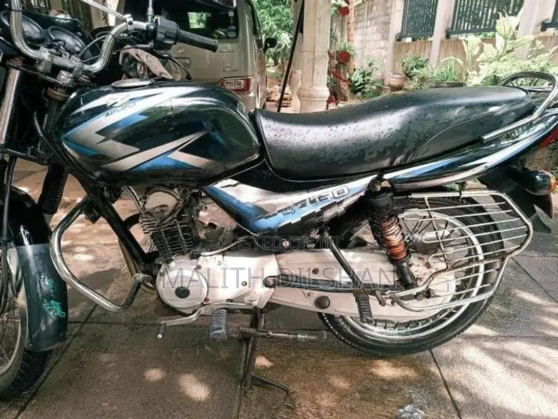 Bajaj CT100 2018