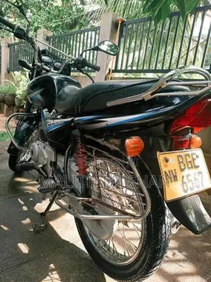 Bajaj CT100 2018
