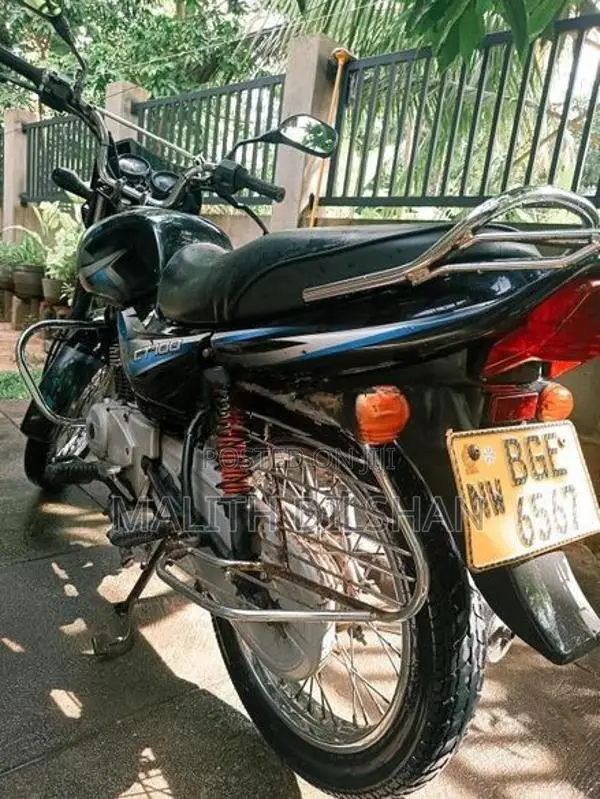 Bajaj CT100 2018