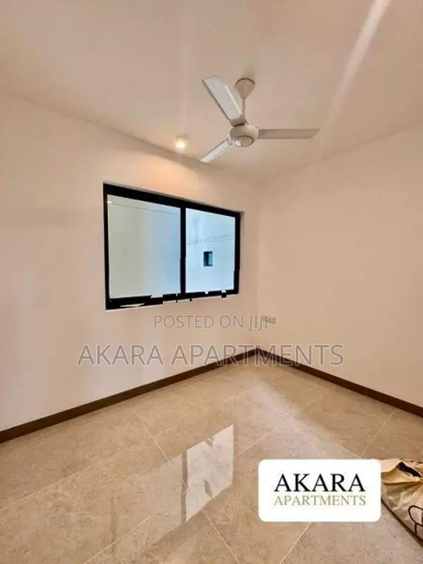 Marina Square - Unfurnished Apartment For Sale A54209 In Colombo 15