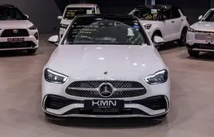 Mercedes Benz C200 AMG Premium Plus 2024