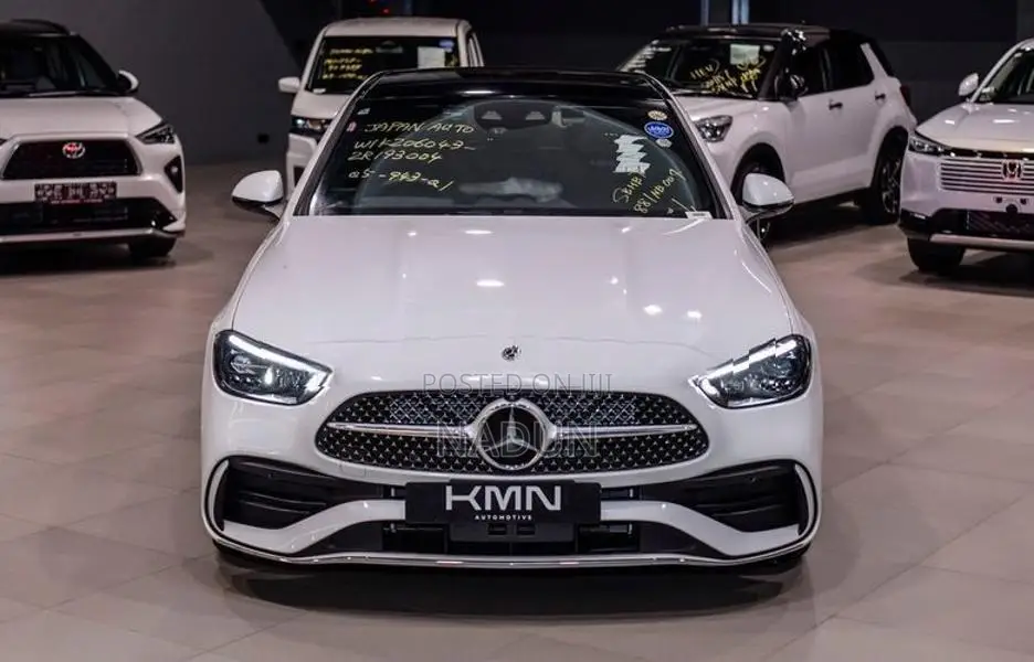 Mercedes Benz C200 AMG Premium Plus 2024
