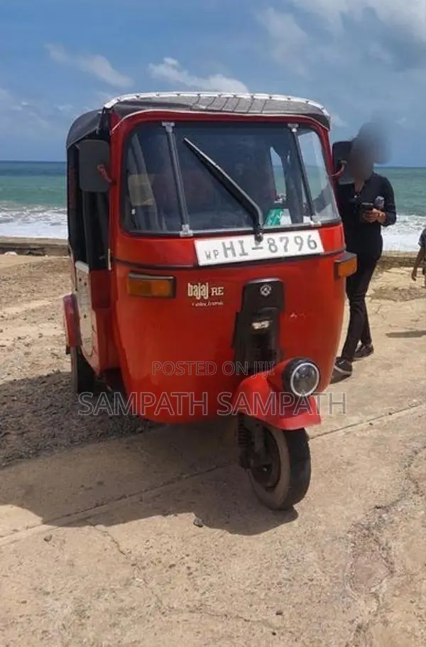 Bajaj RE 2003