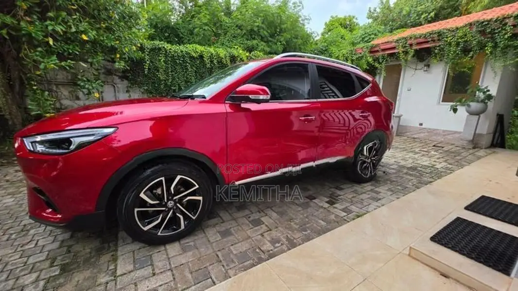MG ZS 2025