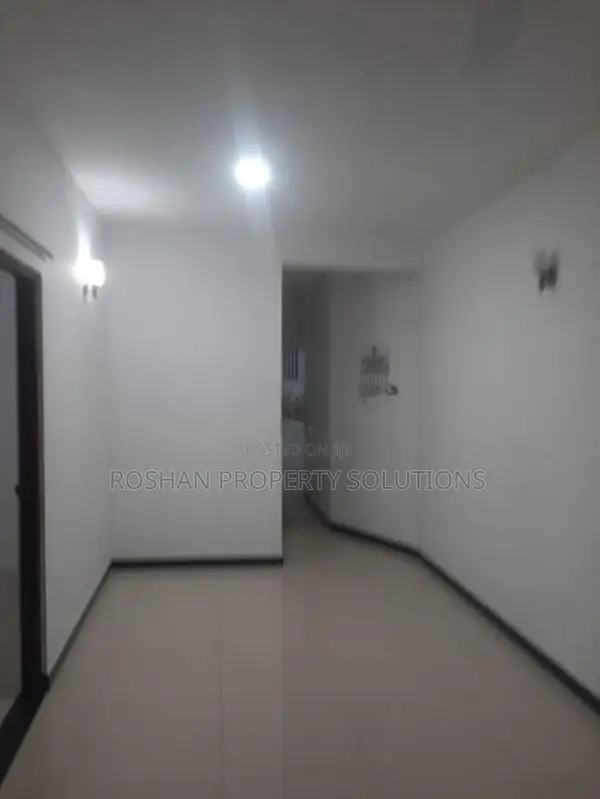 Ground floor house for rent in Rathmalana 3