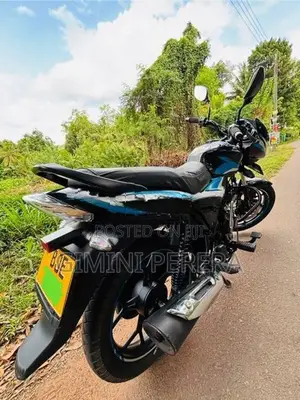 Bajaj Discover 125 2023