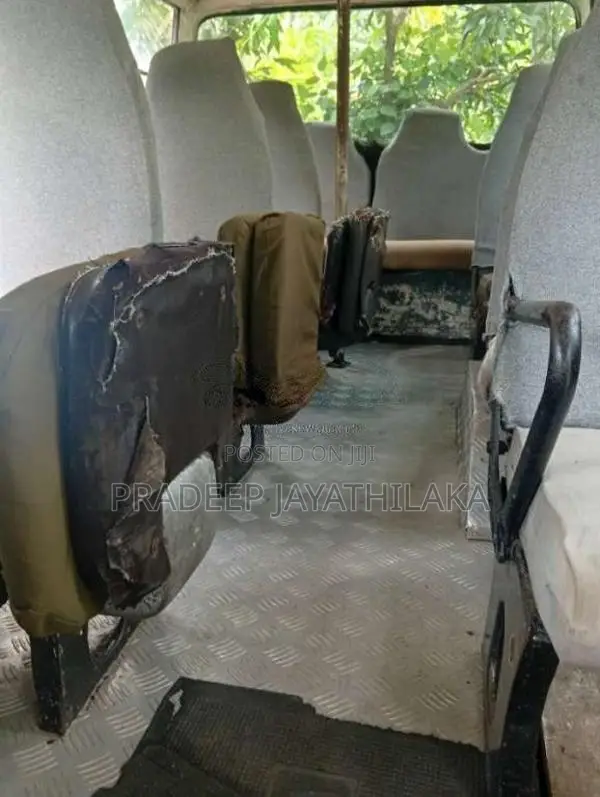 Mitsubishi Rosa 1978 Bus (Used)