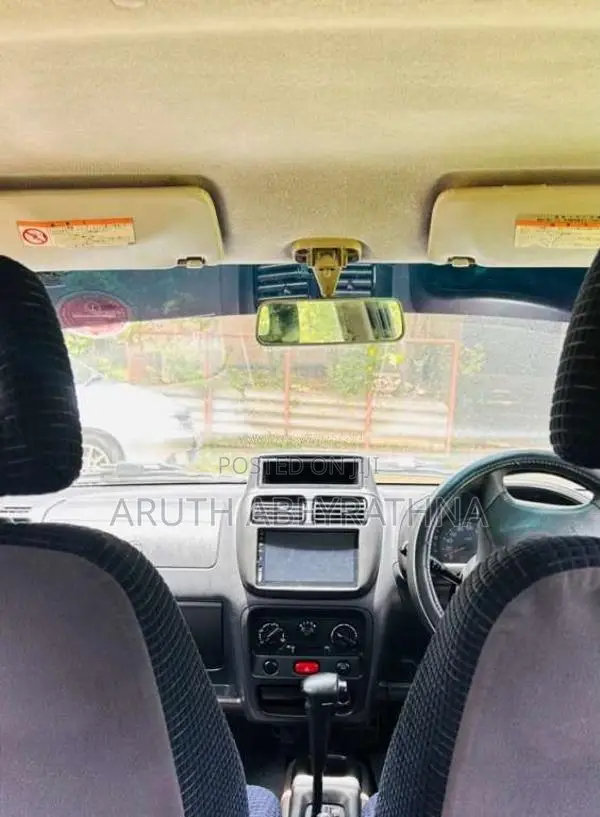 Suzuki Swift Center Antenna 2005 Car (Used)