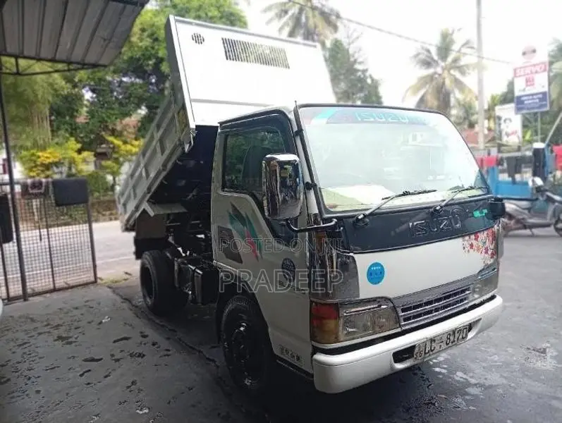 Isuzu Tipper 1997 Lorry (Used)