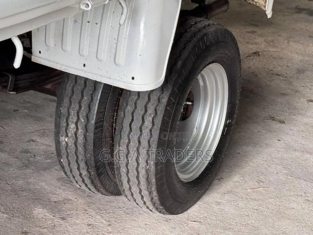 Mazda Brawny 1999 Lorry (Used)