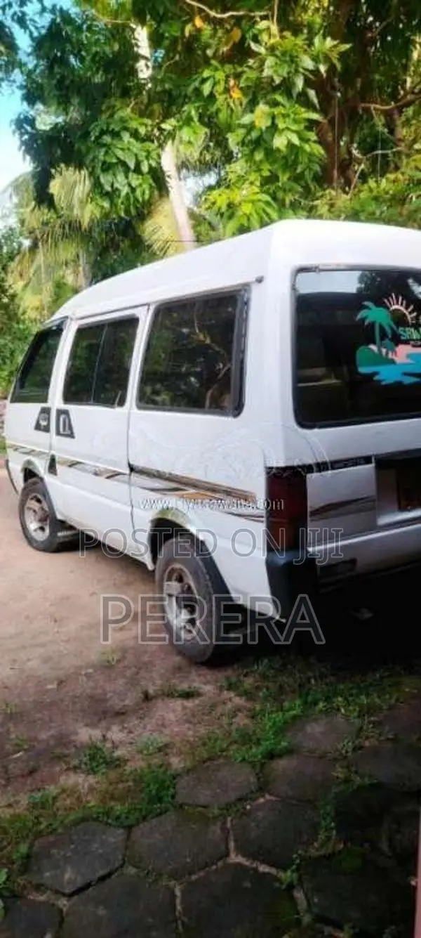 Nissan Vanette 1989 Van (Used)