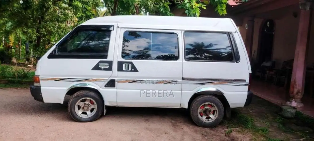 Nissan Vanette 1989 Van (Used)