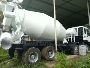 Isuzu Truck Mixer 7m3 2008 Heavy-Duty (Used)