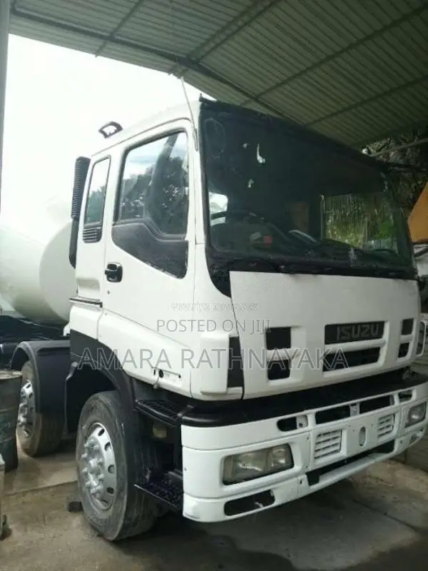 Isuzu Truck Mixer 7m3 2008 Heavy-Duty (Used)