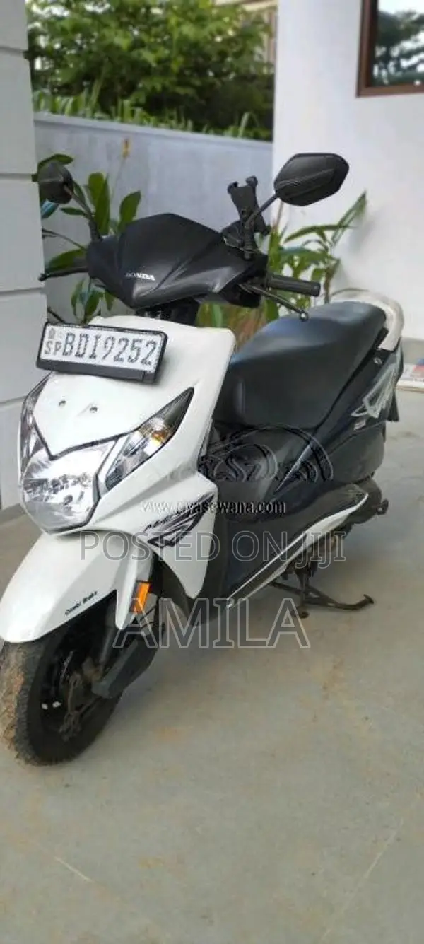 Honda Dio 2016 Motorbike (Used)