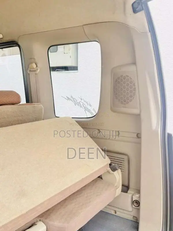 Suzuki Every 2013 Van (Used)
