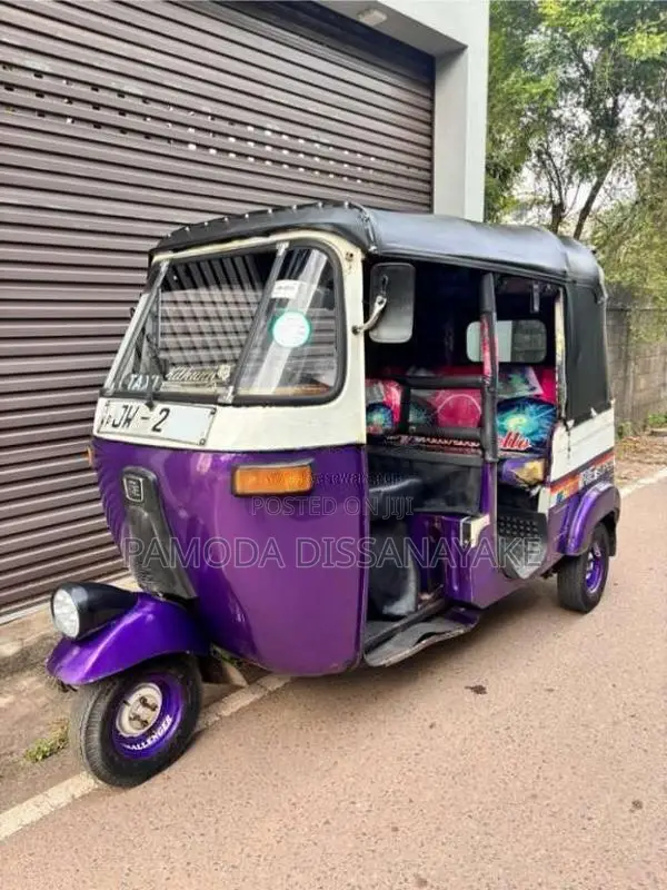Bajaj 2 Stroke 2004 Three Wheel (Used)