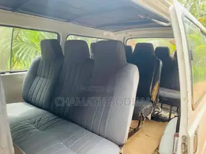 Toyota HIACE 1980 Van (Used)