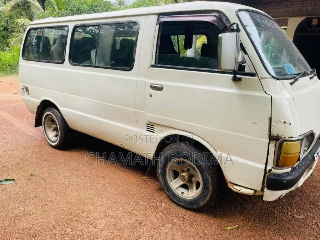 Toyota HIACE 1980 Van (Used)